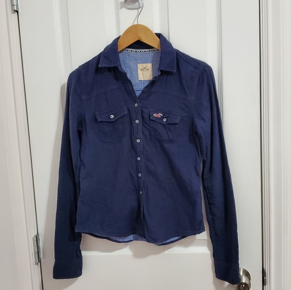 Hollister Navy Button Up Shirt - Picture 2 of 3